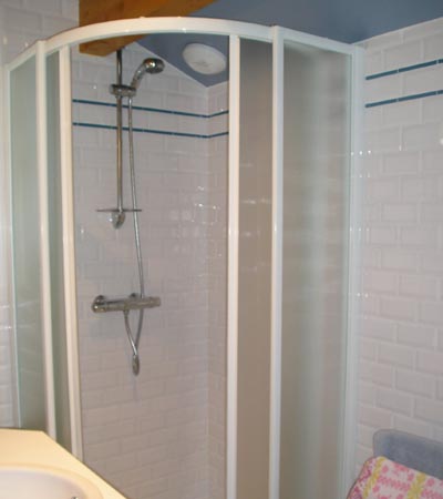 Metro — Salles de bain